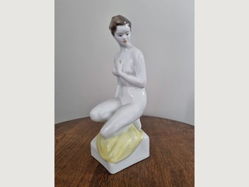 Image 1 of 5
