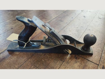 Image 1 of 7