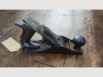 Image 1 of 7