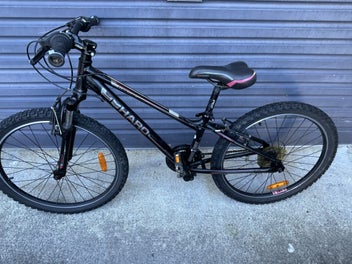 Image 1 of 9