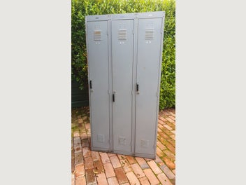 Image 1 of 3