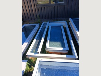 Image 1 of 7