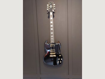 Image 1 of 6