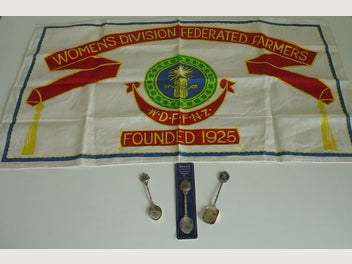 Image 1 of 6