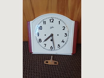 Image 1 of 5