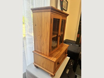 Image 1 of 2