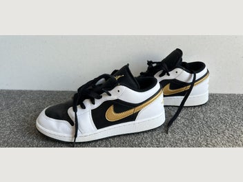 Image 1 of 6