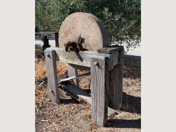 Image 1 of 5