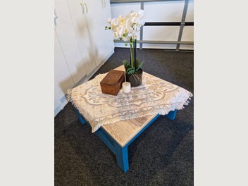 Image 1 of 5