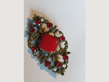 Image 1 of 3