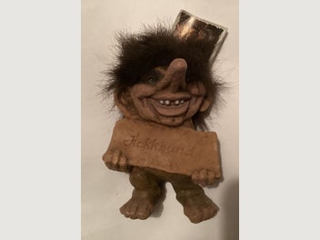 Image 1 of 8