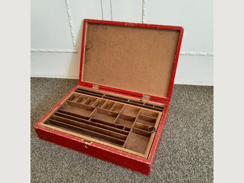 Image 1 of 4