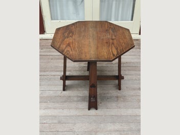 Image 1 of 7