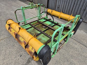 Image 1 of 4