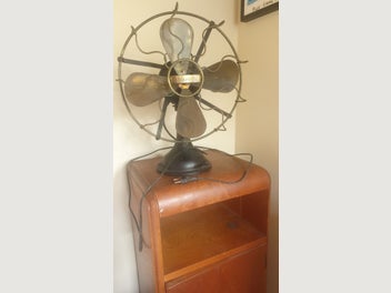 Image 1 of 6