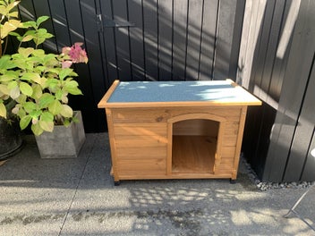 Image 1 of 6