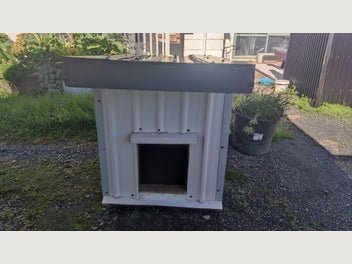 Image 1 of 5