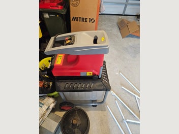 Image 1 of 4