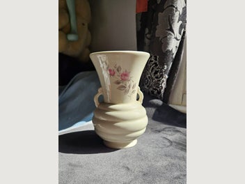 Image 1 of 7