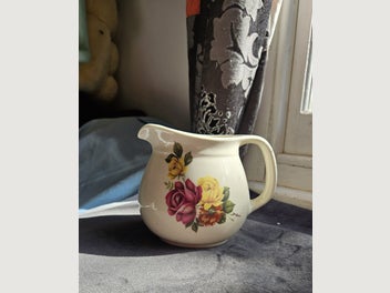 Image 1 of 6