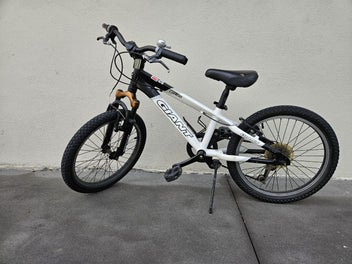 Image 1 of 10