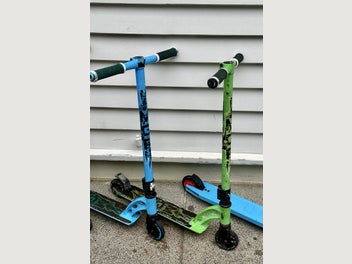 Image 1 of 7