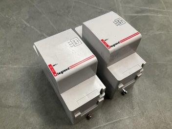 Image 1 of 6