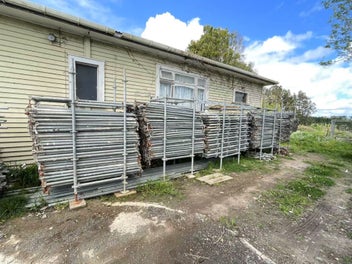 Image 1 of 6