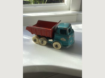 Image 1 of 5