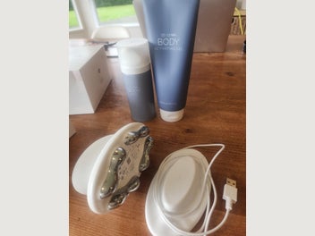 Image 1 of 5