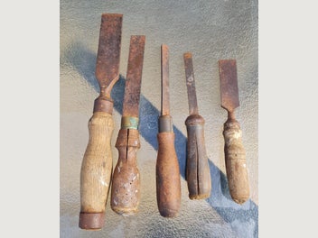 Image 1 of 3