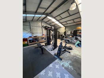 Image 1 of 4