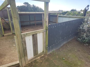 Image 1 of 4