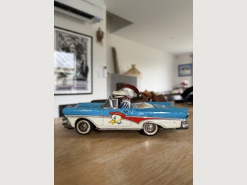 Image 1 of 8
