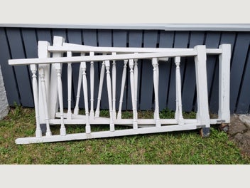 Image 1 of 5