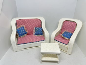 Image 1 of 7