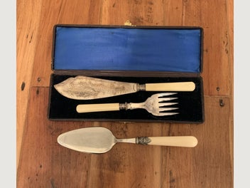 Image 1 of 4