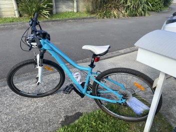 Image 1 of 3