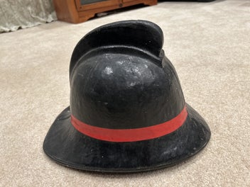 Image 1 of 3