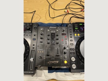 Image 1 of 4