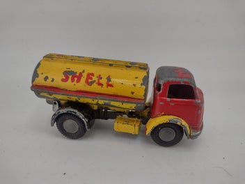Image 1 of 6