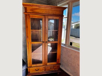 Image 1 of 2