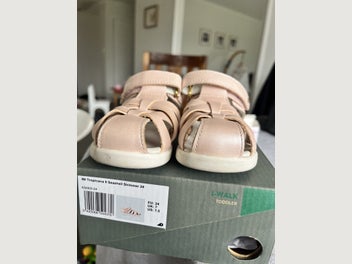 Image 1 of 5