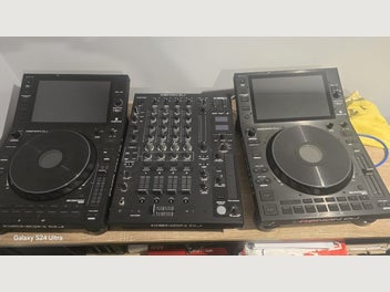 Image 1 of 1