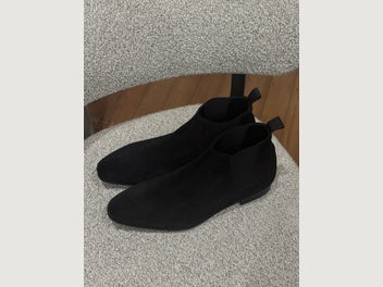 Image 1 of 4
