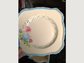 Image 1 of 6