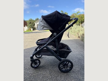 Image 1 of 10