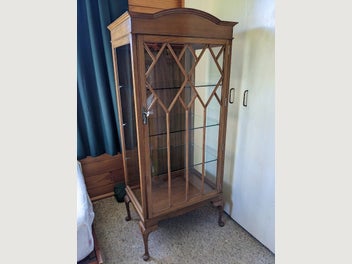 Image 1 of 4