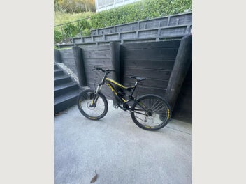 Image 1 of 4
