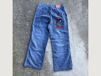 Image 1 of 5